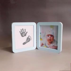 China Wood Material Custom Photo Frame 12 Month Baby Handprint And Footprint Kit wholesale