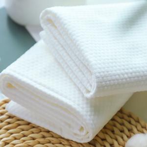 China 40cmx80cm Embossed Biodegradable Disposable Towels wholesale