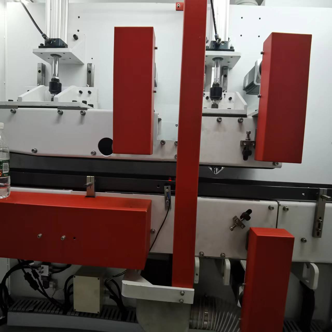 Automatic Non Woven Fabric Tissue Paper Roll Cutter Slitter Rewinder Slitting Machine