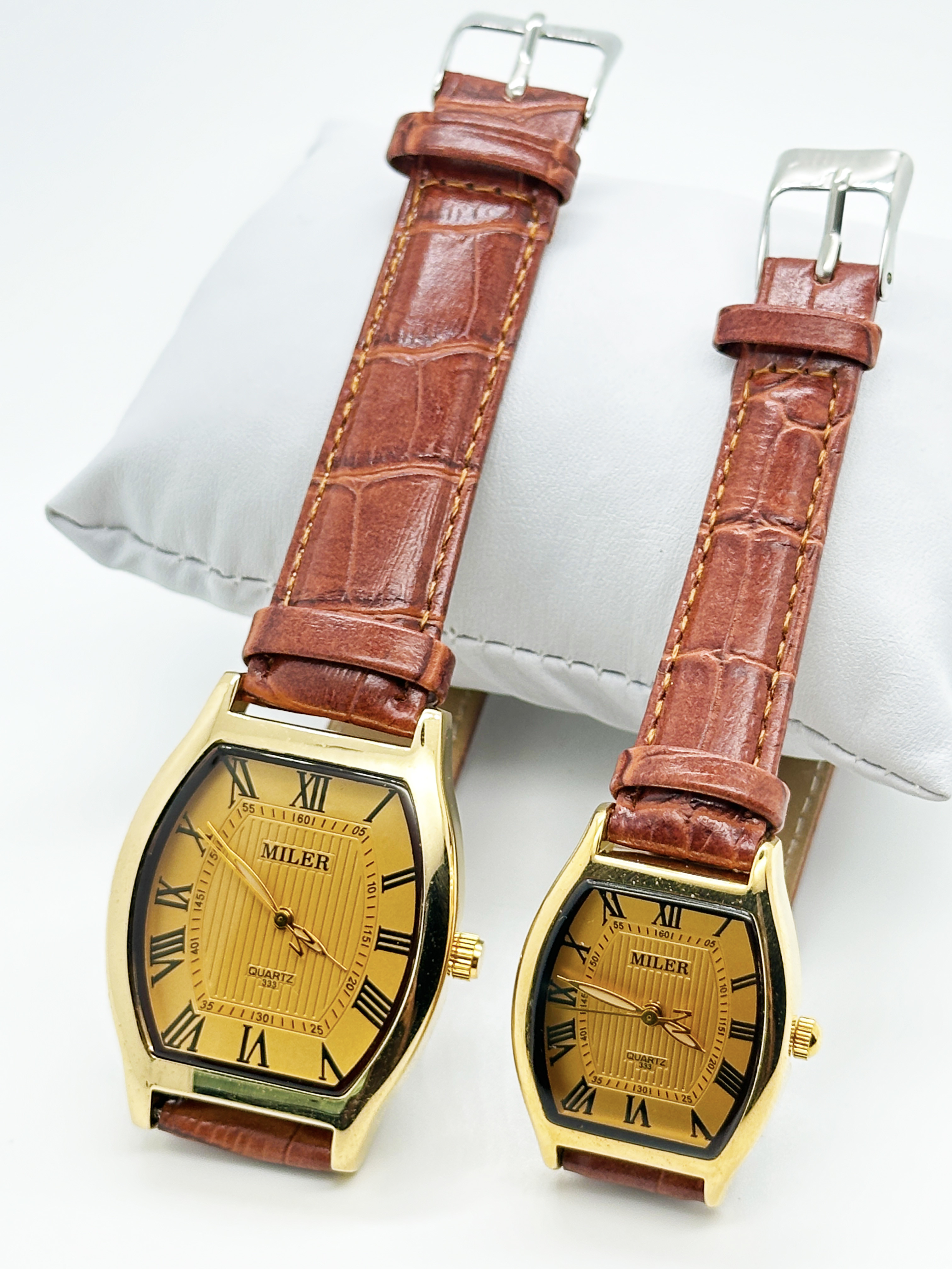 Unisex Stylish Couple Watch Waterproof Luminous Quartz Watch