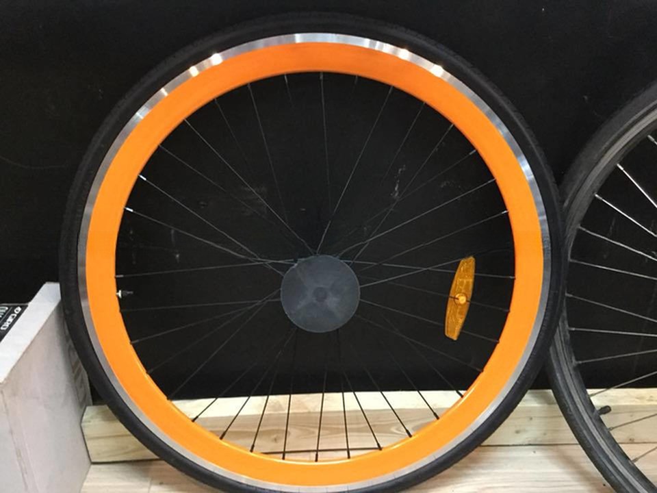 Customized 700C Fixed Gear Bike Wheel Set with Pantone Color and 32-40H Spoke Hole