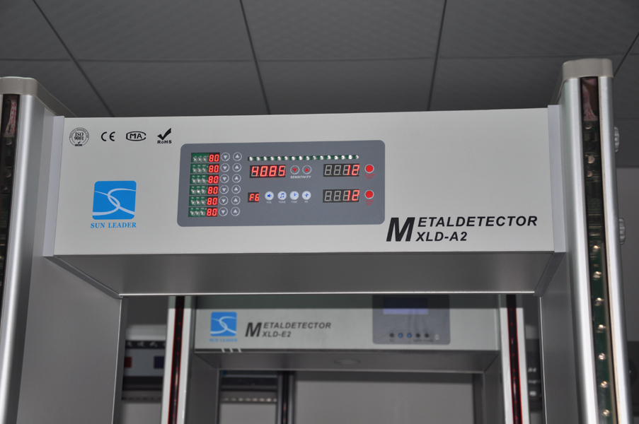 XLD-A Metal Detectors Walk Through Gate Professional Airport Walk Through Scanner