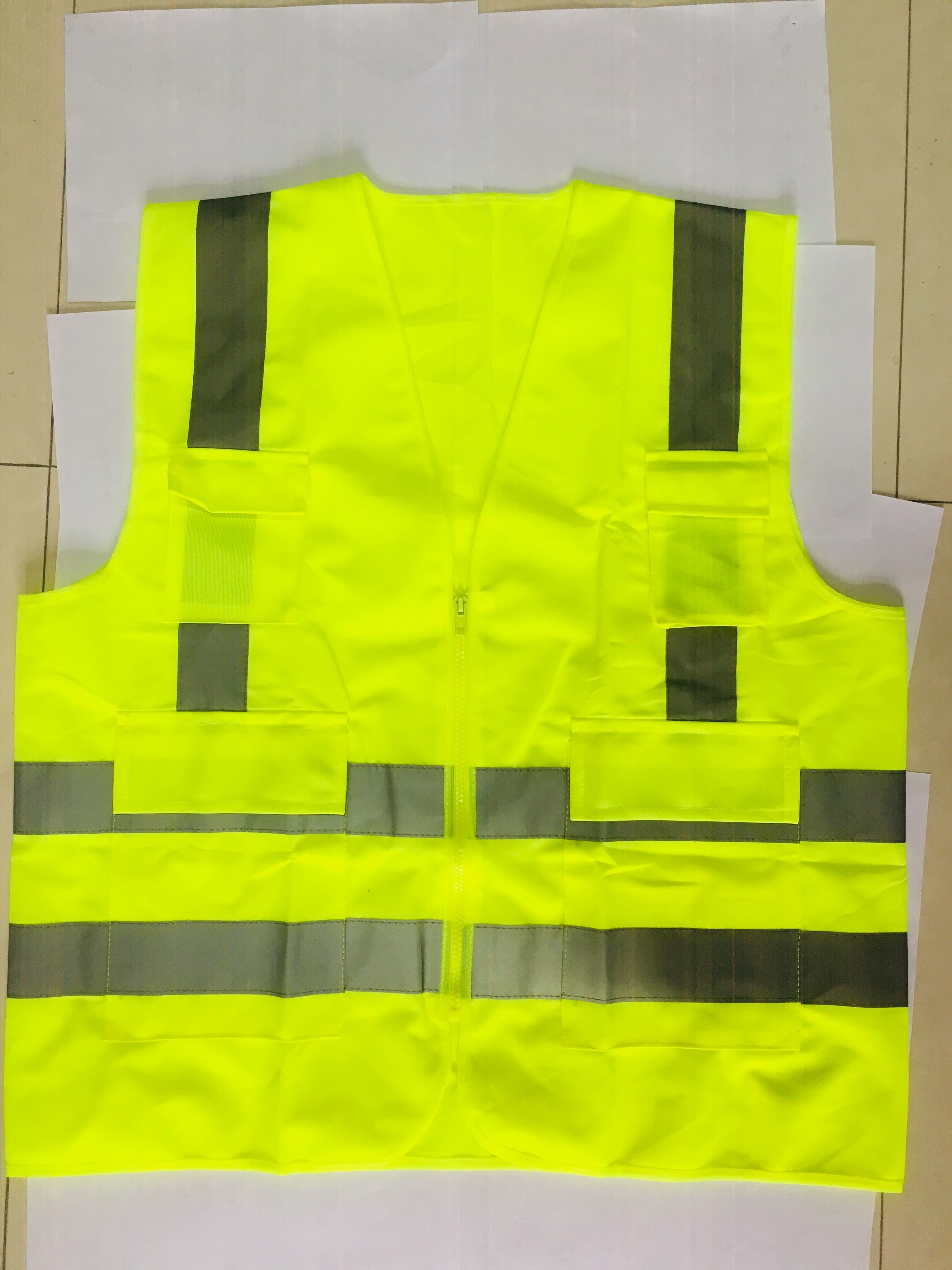 Reflective Traffic Vest 120 Grams Green Safety Vest For Running