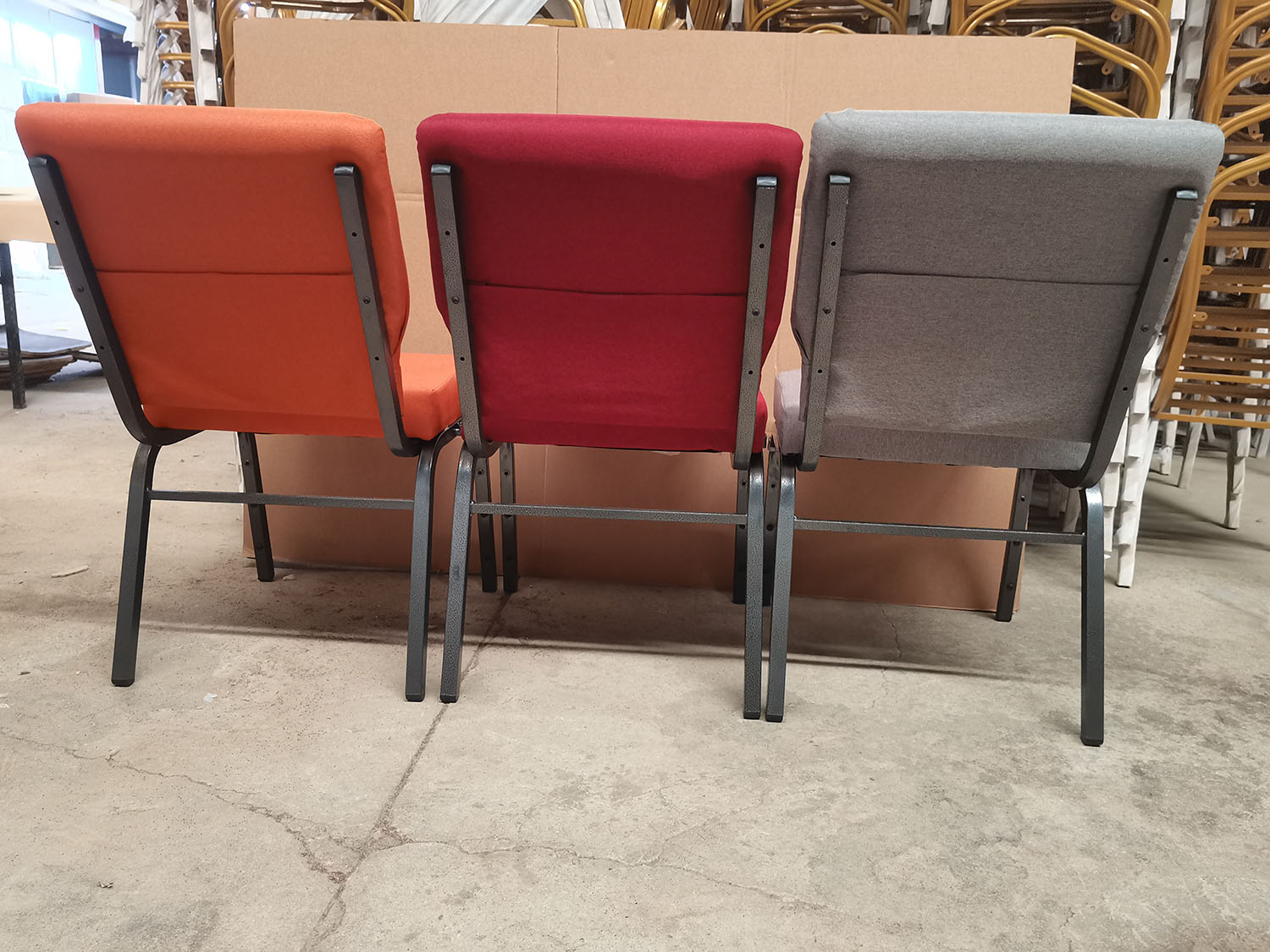Customized Cushioned Church Chairs Iron Frame Comfortable Church Chairs