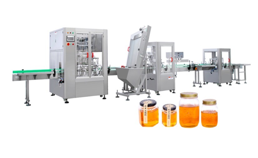 Automatic Oil Filling Capping Labeling Machine 2000BPH For Plastic Glass Bottle