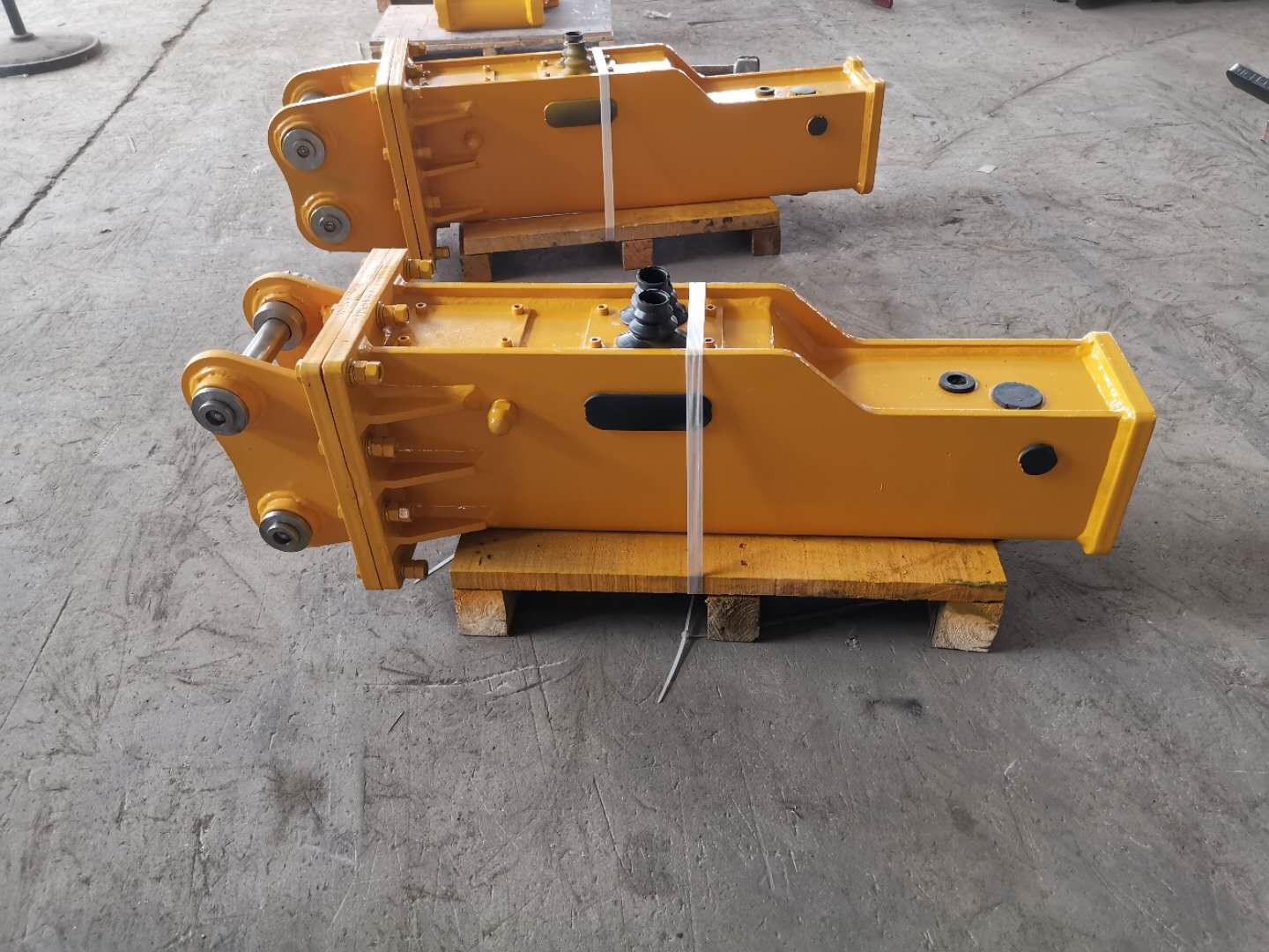 Sb81 140mm Chisel Box Type Hydraulic Rock Breaker