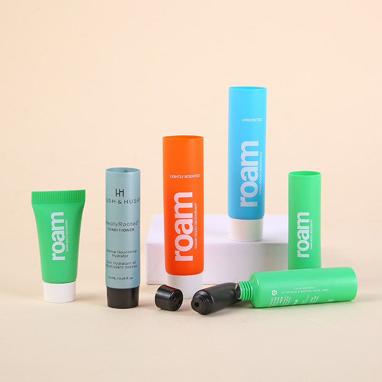 Customize Labels 5ml 10ml 15ml Empty Plastic Cosmetics Cream Lip Balm Tube Lip Gloss Squeeze Soft Tubes for Makeup Applications