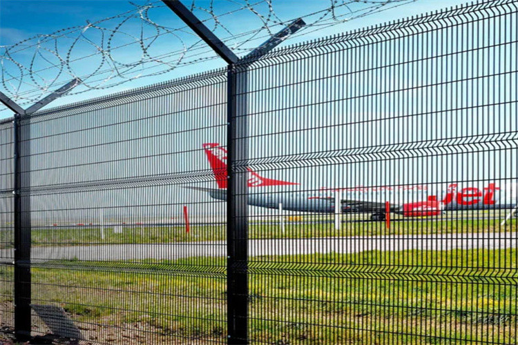High Quality Galvanized And Powder Coated Welded Wire Mesh Fence Airport Security Fence Design With Barbed Wire