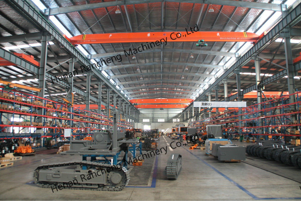 Integrated Surface DTH Drilling Rig Blasthole Drill Rig Machine For Mine