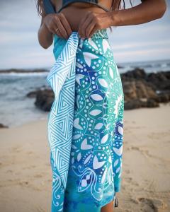 China Embroidered Printed Beach Towel Large Size Machine Washable wholesale