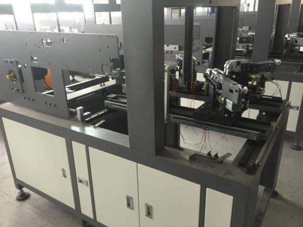 Quality Smooth Running Food Box Making Machine Safety Operation Low Noise for sale