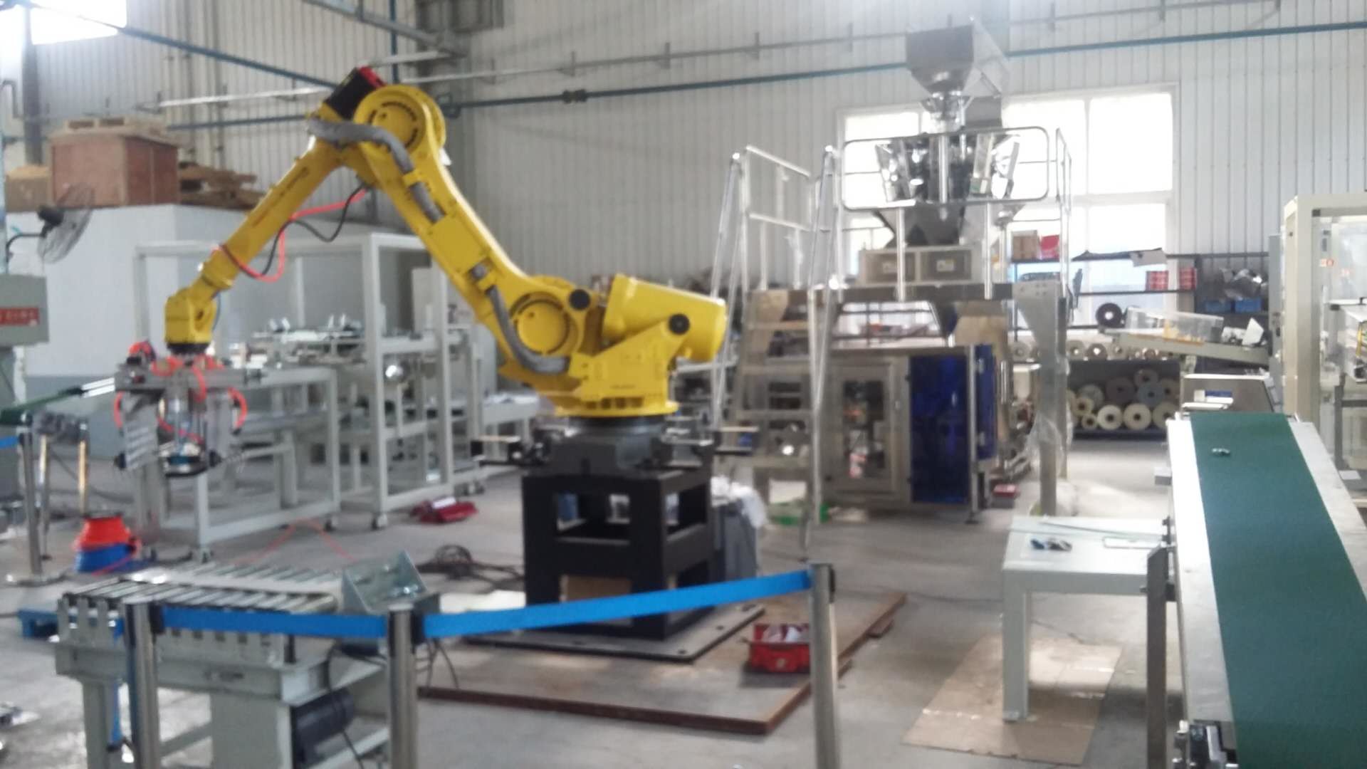 High Strength Pallet Stacking Robot , Palletising Robot With PLC Touch Screen