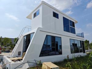 China Two Story 4.0m Width Aluminum Boat House 11.5m Length Luxury Floating Houseboat wholesale