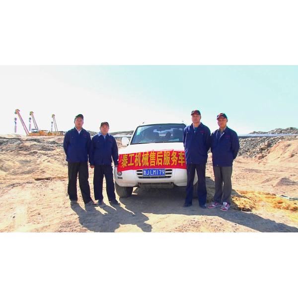 Daifeng 70 Ton Side Boom Road Construction Machinery DGY70H Pipeline Equipment