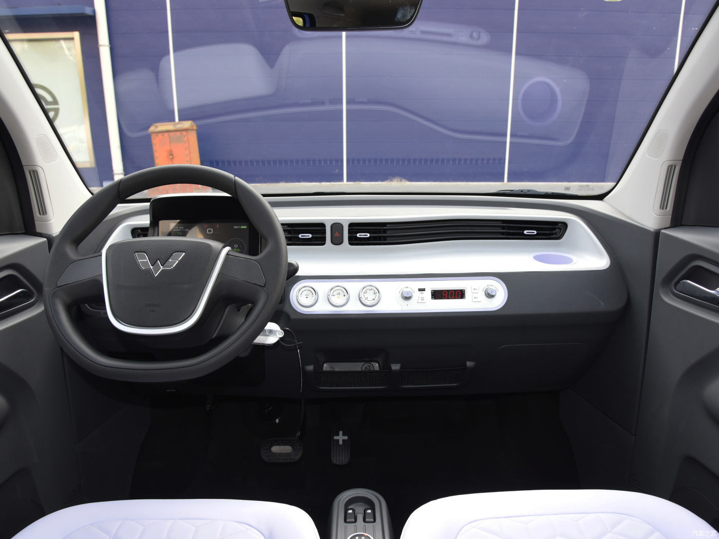 Electric car Wu ling factory direct sales Hongguang MINIEV 2022 easy model travel convenience lithium iron phosphate new car