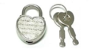 China Zinc Alloy Heart Shaped Small Notebook Lock for Stationery wholesale
