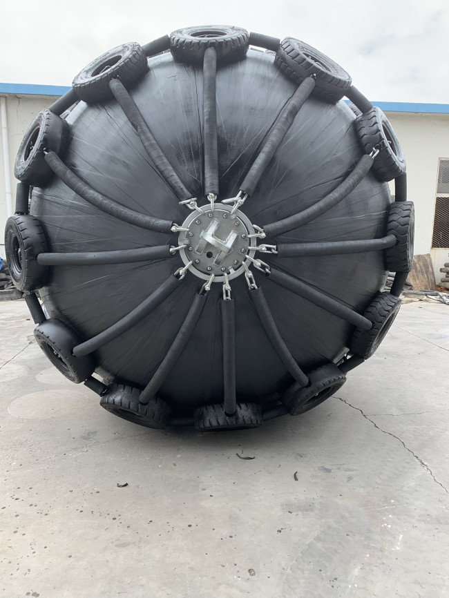 ISO Inflatable Pneumatic Rubber Fender 50kpa Floating Dock Fenders