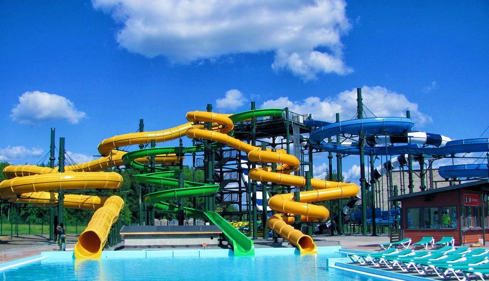 Outdoor Swimming Pool Children Play Equipment Fiberglass Water Slide in Park