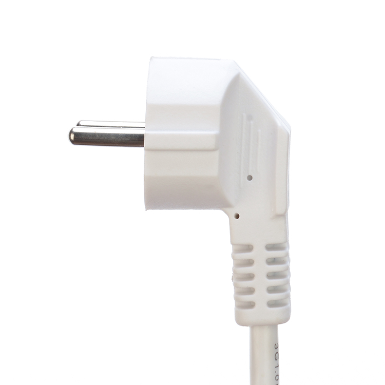 EU Type Power Strip Surge Protection 3 Gang Extension Cord Socket with H03vvh2 f 2x0.75mm2 Power Cable and Electrical Plug