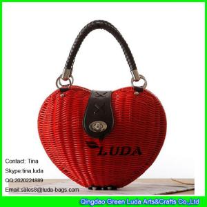 China LUDA fashion heart shape rattan plaited woven shoulder bag cross body bag wholesale