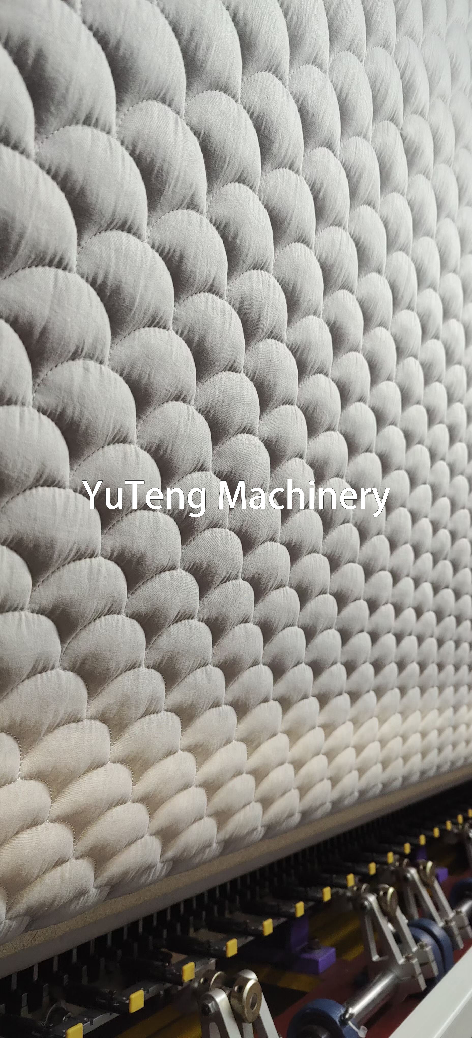 80 Inches Ultra High Speed Computerized Shuttle Multi Needle Quilting Machine For Garments Textile Fabric