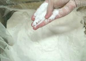China Food Grade Ingredient 90% Distilled Monoglycerides E471 In Ice Cream Or Whipping Topping wholesale