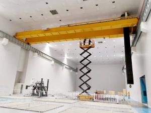 China Pendant Control Cleanroom Crane 6M Lift Height Travelling Bridge Crane wholesale