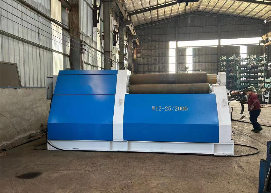 Four-Roller CNC Plate Rolling Machine With Pre-Bending Function 25mm Thick Plate High Performance And Heavy Duty