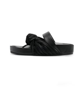 China Size 38 24cm Womens Soft Bottom Slippers Knotted Flat Leather Slip On Sandals wholesale