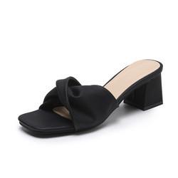 China Custom Ladies Pointed Toe Women Shoes For Outdoor Casual Occasions wholesale