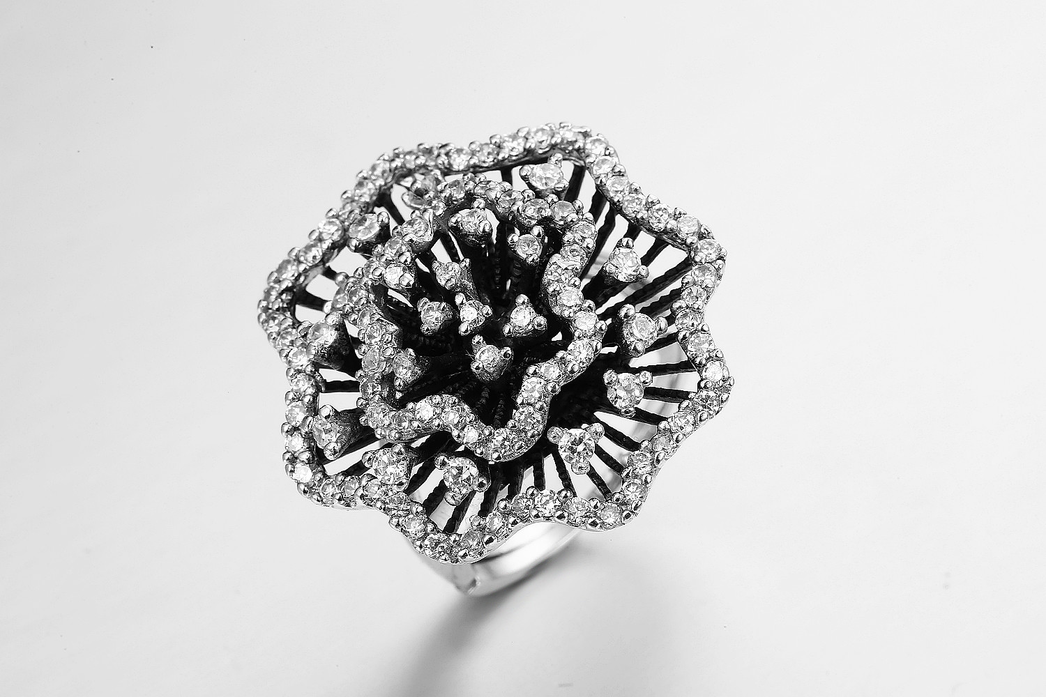 AAA Grade 925 Silver CZ Rings 9.8g Sterling Silver Round Cut Engagement Set