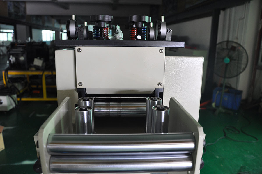 Components Line NC Leveller Feeder, Precision Compact Straightener With Inverter