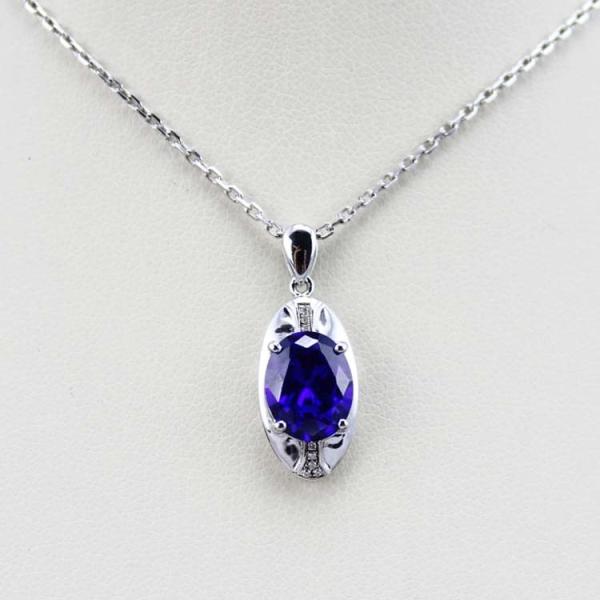925 Silver 8mmx10mm Oval Blue Topaz Cubic Zirconia Pendant Jewelry ( P25)