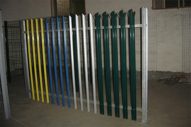 Steel Palisade Fencing Pale 2.4m High 2mm W Triple Point Galvanised