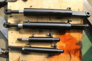 China Double Acting Tailgate Hydraulic Cylinders 500mm Max Shaft Diameter wholesale