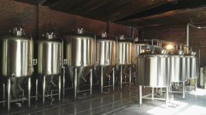 China 1000L Large Beer Brewing Equipment , Industrial Stainless Steel Beer Brewing System wholesale