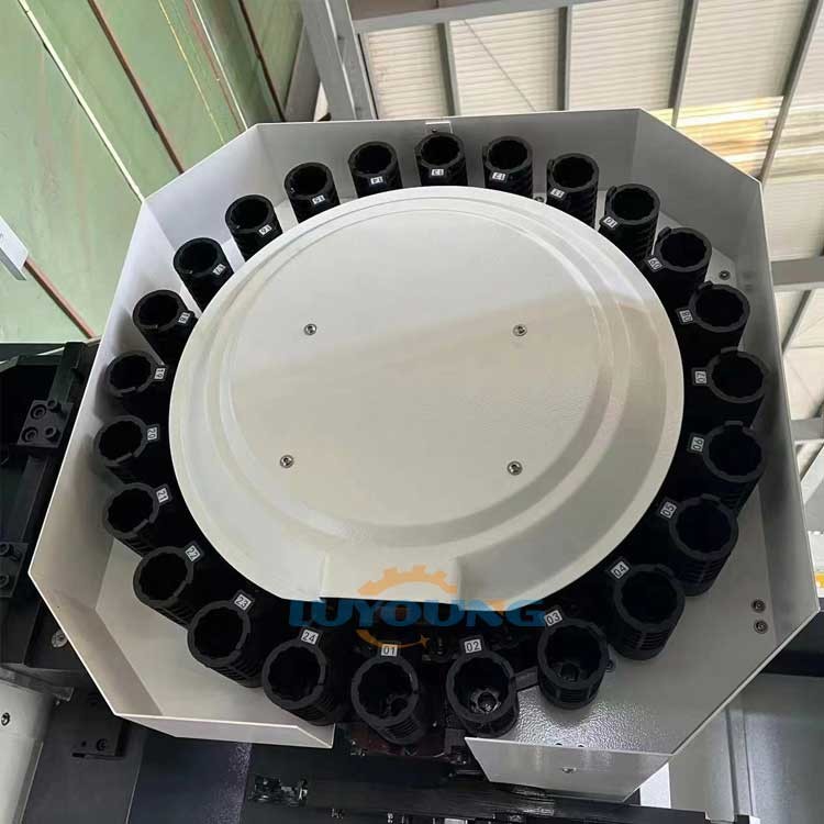 VMC855 Automatic Cnc Milling Machine 4 Axis Bt40 8000 10000 12000rpm