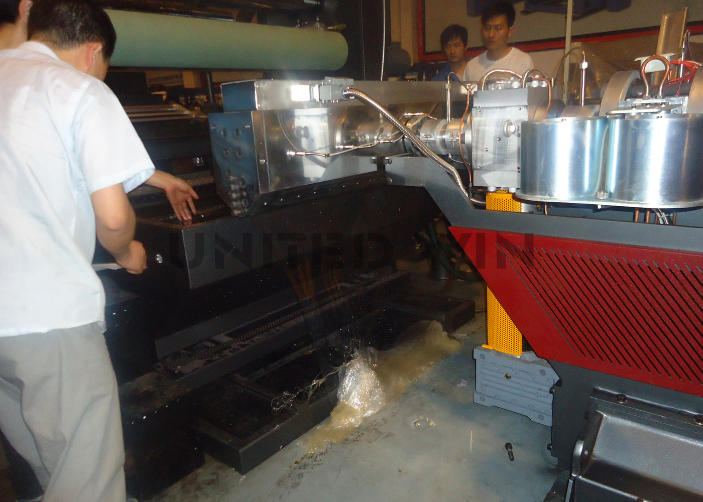 China PP PE HDPE Flat Yarn Tape Extrusion Line For PP Woven Bag