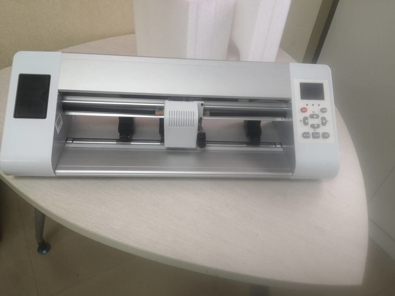 Portable Green Endcap Cast Iron Mini Cutting Plotter Mini-CCD450 345mm Width