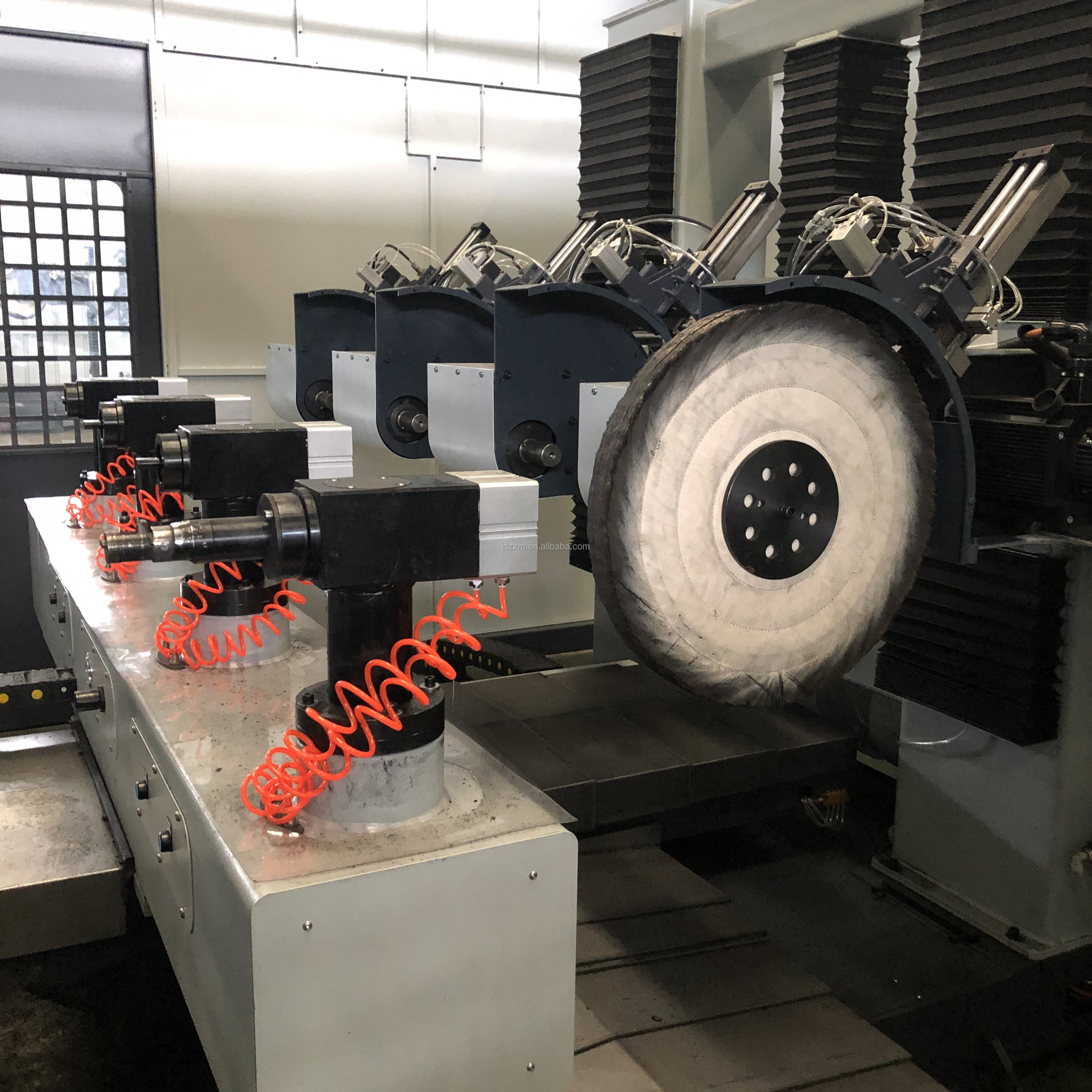 CNC System Copper Surface Faucet Metal Spare Part Industrial Polishing Machine