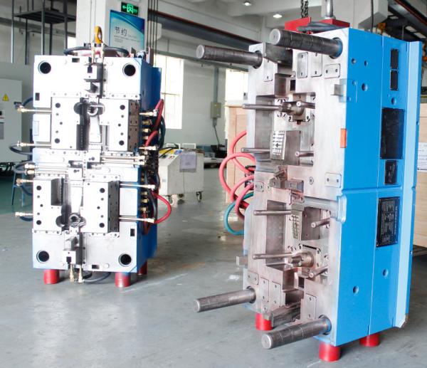 hot runner mold Polishing Custom Plastic Injection Molding In Automotive