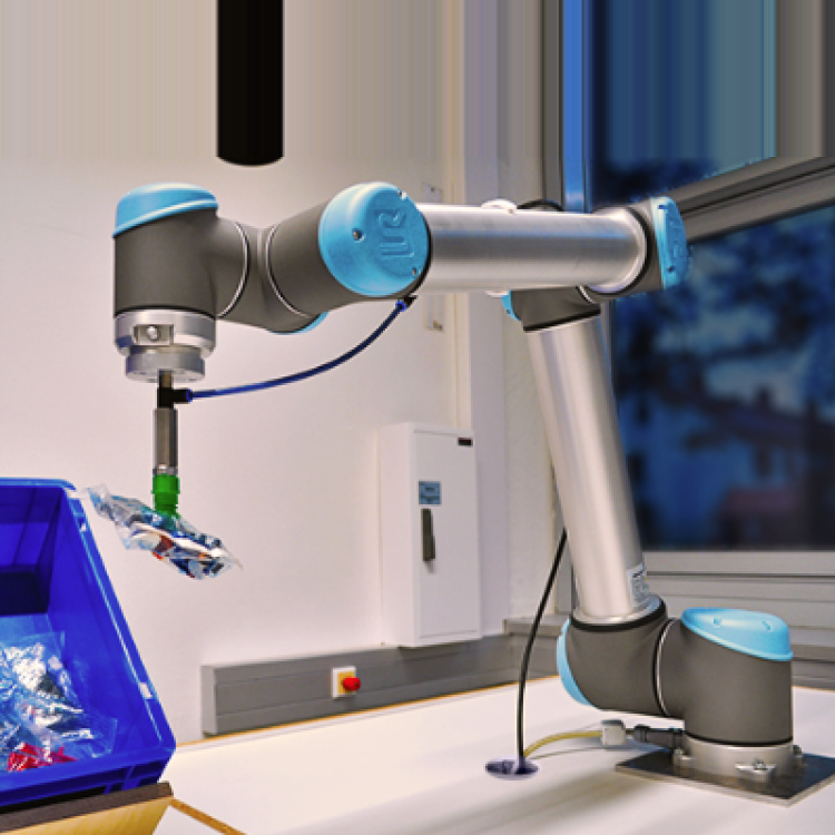 Welding robot arm industrial robots universal robotic arm 6 axis with welding torches welding machine
