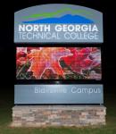 IP65 Waterproof Monument LED Signs , P8 Outdoor Advertising LED Display
