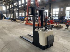 China Electronic Steering Lightweight AC Drive Walking Electric Reach Forklift 1500 KG Capacity wholesale