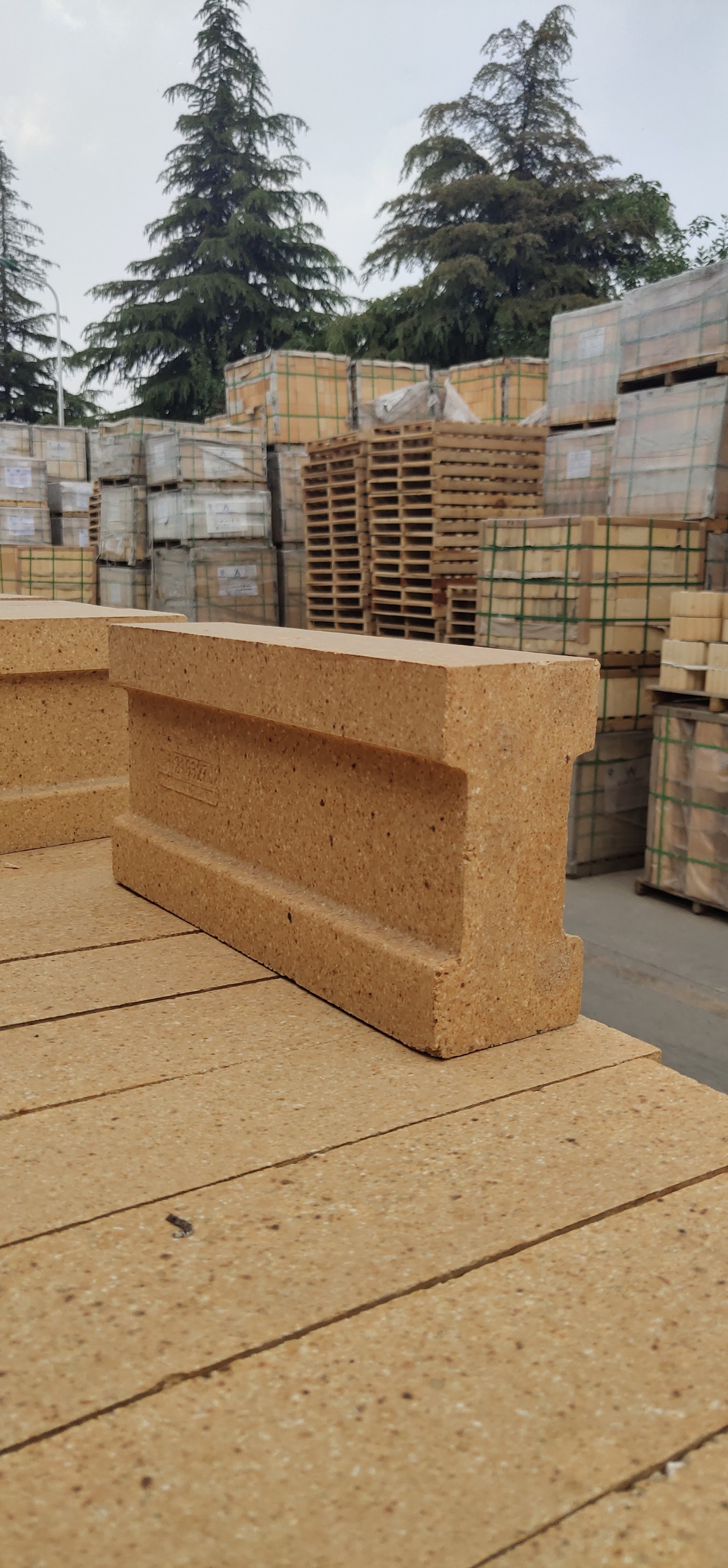 Factory Supply High Alumina Fire Brick Refractory Material Brick for furnace Lining in Steel Industry