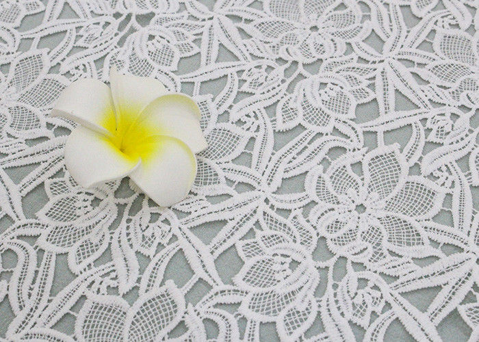 Water Soluble Embroidered Polyester Lace Fabric With Floral Lace For Dress Designer