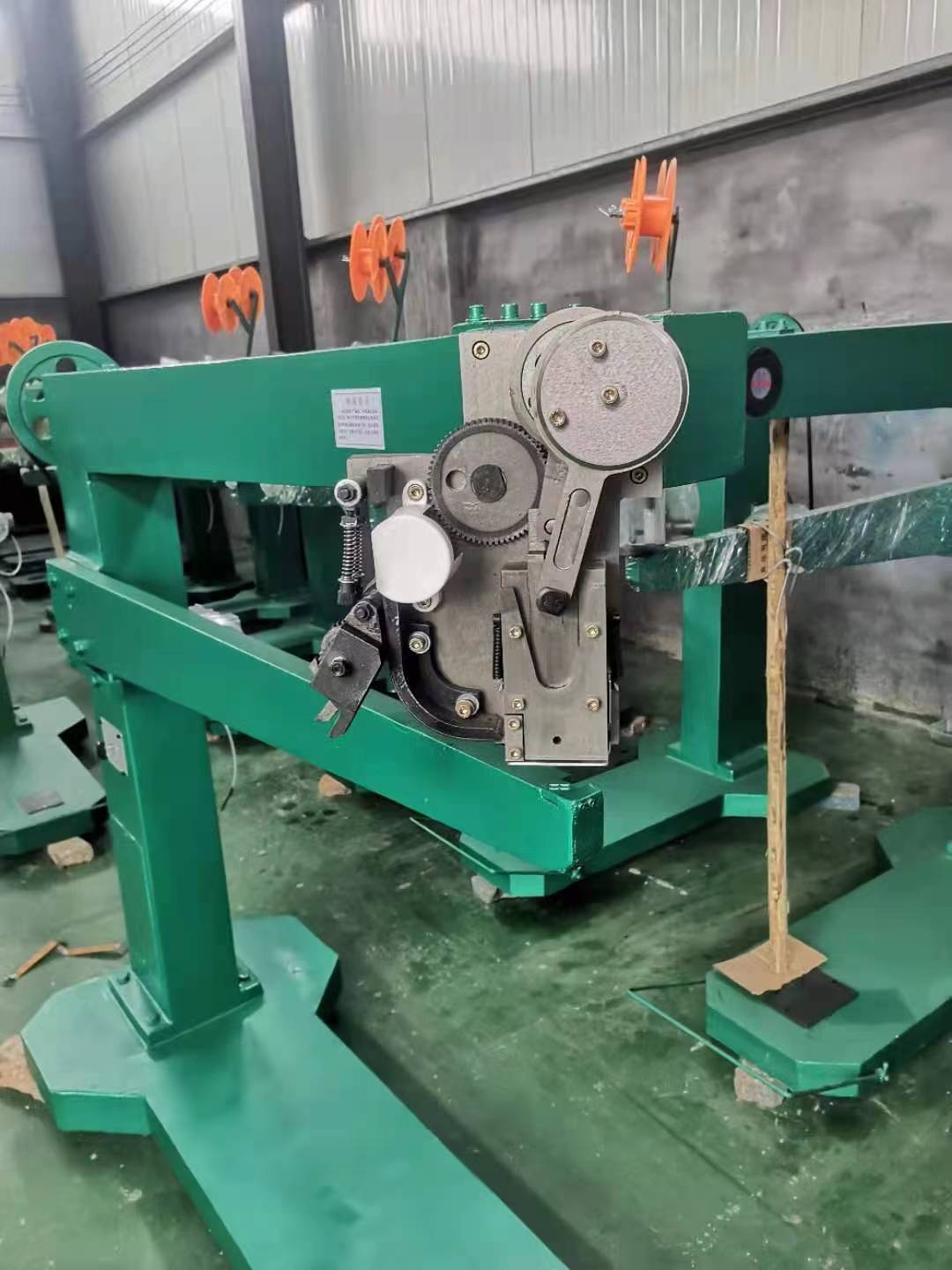 Econmical and Hand-Feeding Heavy Duty Stapler for Manual Carton Box Stitcher Machine