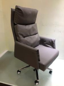 China High density 2.5mm Breathable Swivel Office Chair With Wheels wholesale