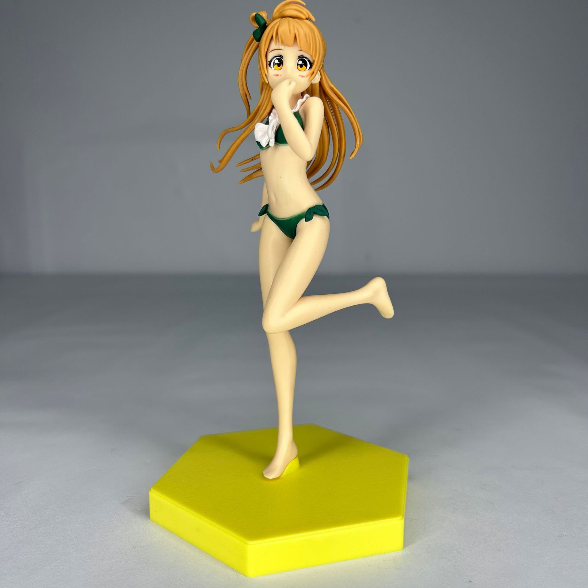 Unisex PVC Swimsuit Pretty Girl Model Ornaments Statue Figurines for Heroes Game Toys