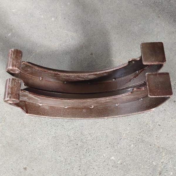 Wearable Tricycle Spare Parts , Auto Rickshaw Drum Braking Rear Brake Shoes